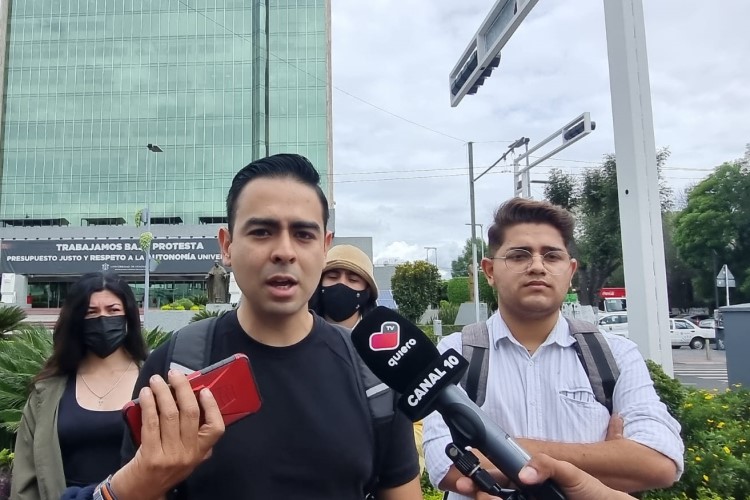 Empleado De Ayuntamiento Tapat O Respalda Pintas Contra Feu Ntr