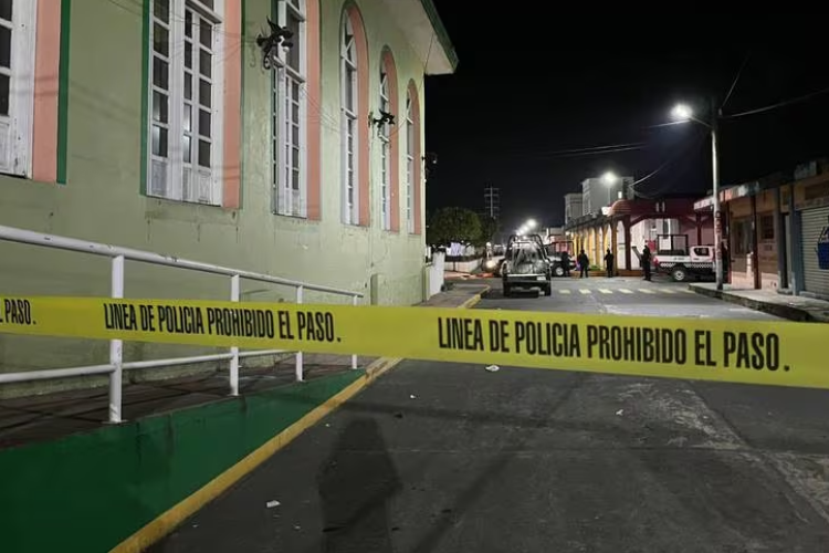 Queman Patrulla Por Muerte De Joven En Veracruz Ntr Guadalajara