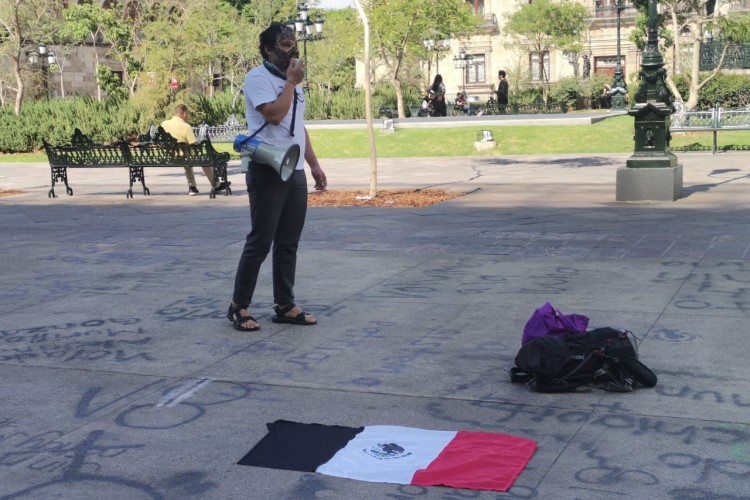 Instalan memorial del 5 de junio en la Glorieta de las y los Desaparecidos 
