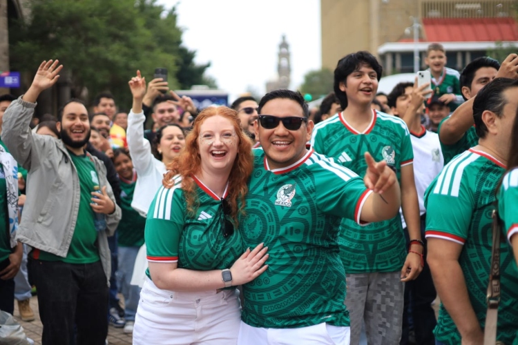 Aficionados comienzan a llegar al Fan Fest de Guadalajara