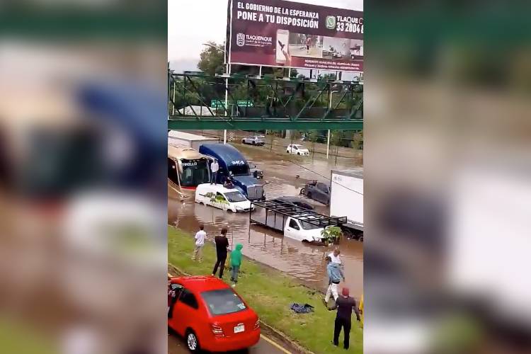 Tormenta colapsa sur de la metrópoli; suspenden Línea 4