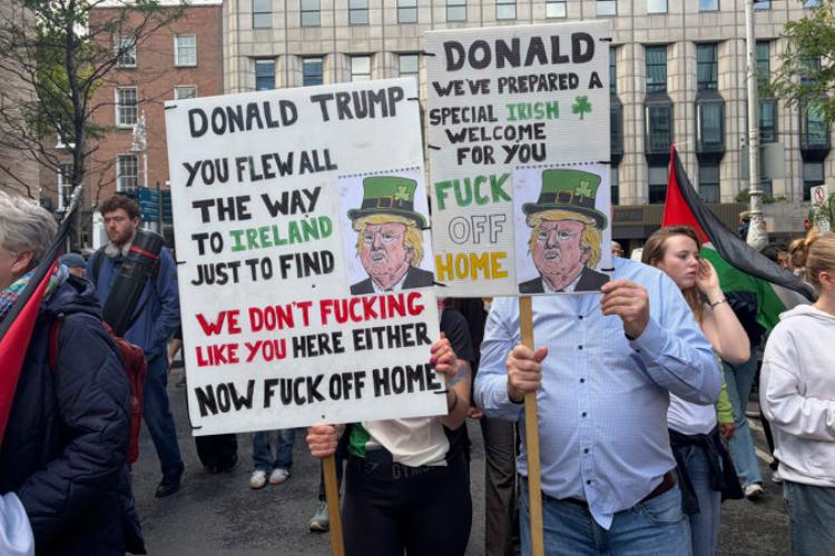 Visita de Trump a Irlanda entre protestas y polémica